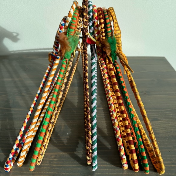 Vintage metal hand macramé hangers - Picture 7 of 9